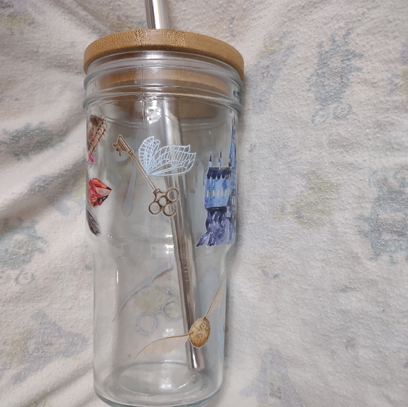 Harry Potter 22 oz glass tumbler - Picture 3 of 8